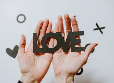 Celebrate the Love: Inspiring Short Happy Birthday Quotes